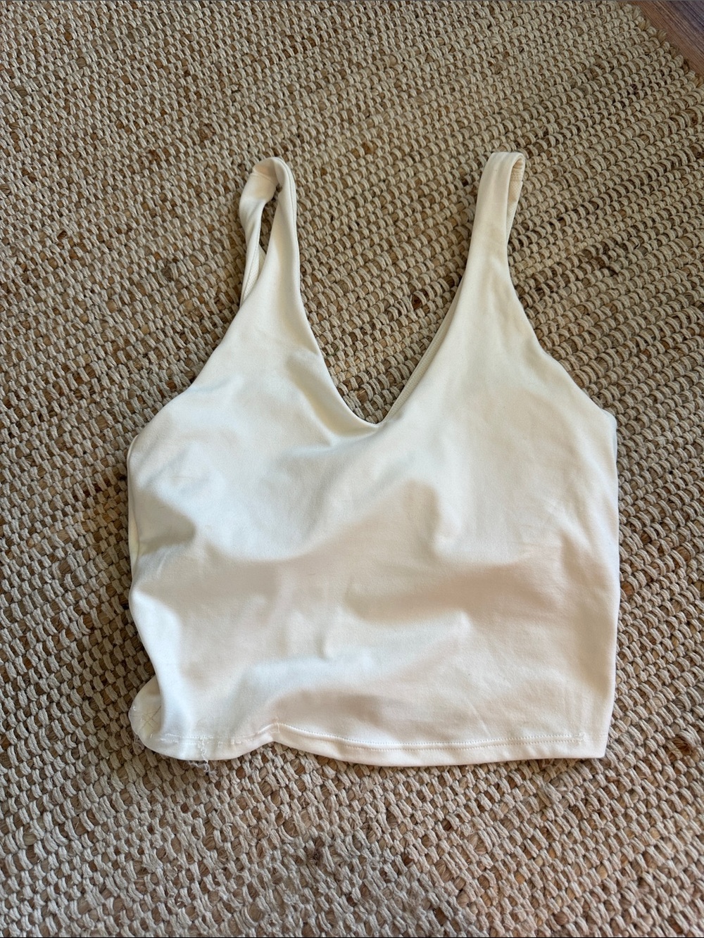 all in motion Cream Scoop V Crop Tank